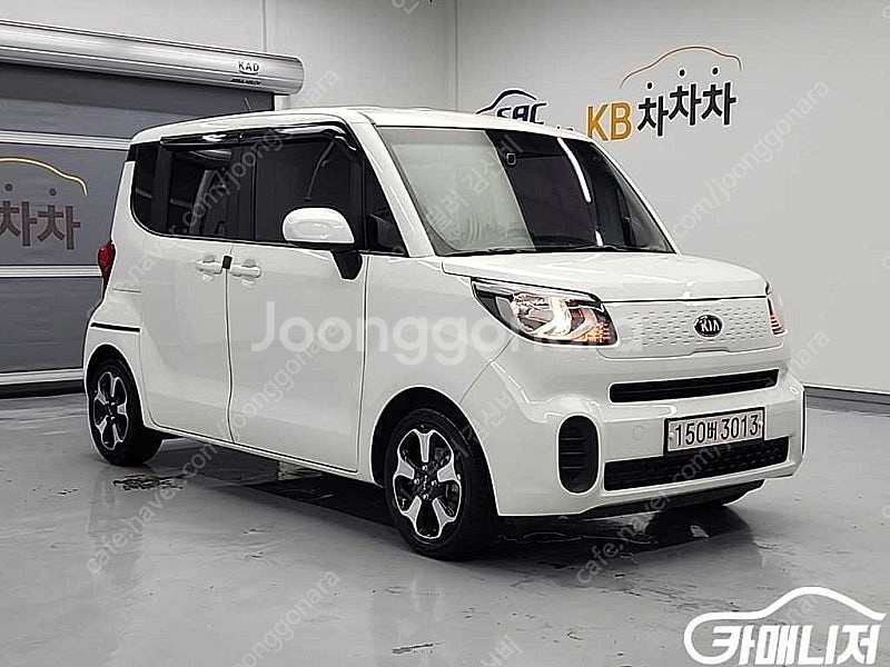 중고 더 뉴 레이 디럭스 2019 년식 흰색 저신용 중고차--4